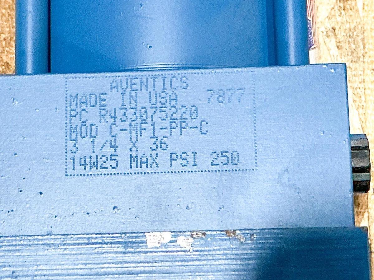 New Aventics R433075220 Pneumatic Cylinder 3-1/4X36 250PSI C-MF1-PP-C - No Box