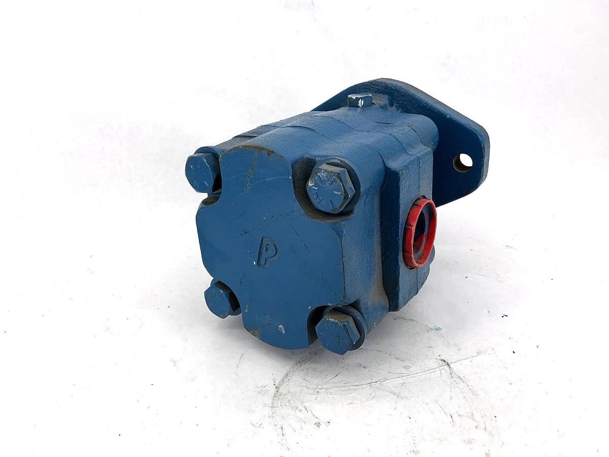 New Permco M3000C786ADZE Hydraulic Motor 3000 Series 15-14 JK195 - No Box