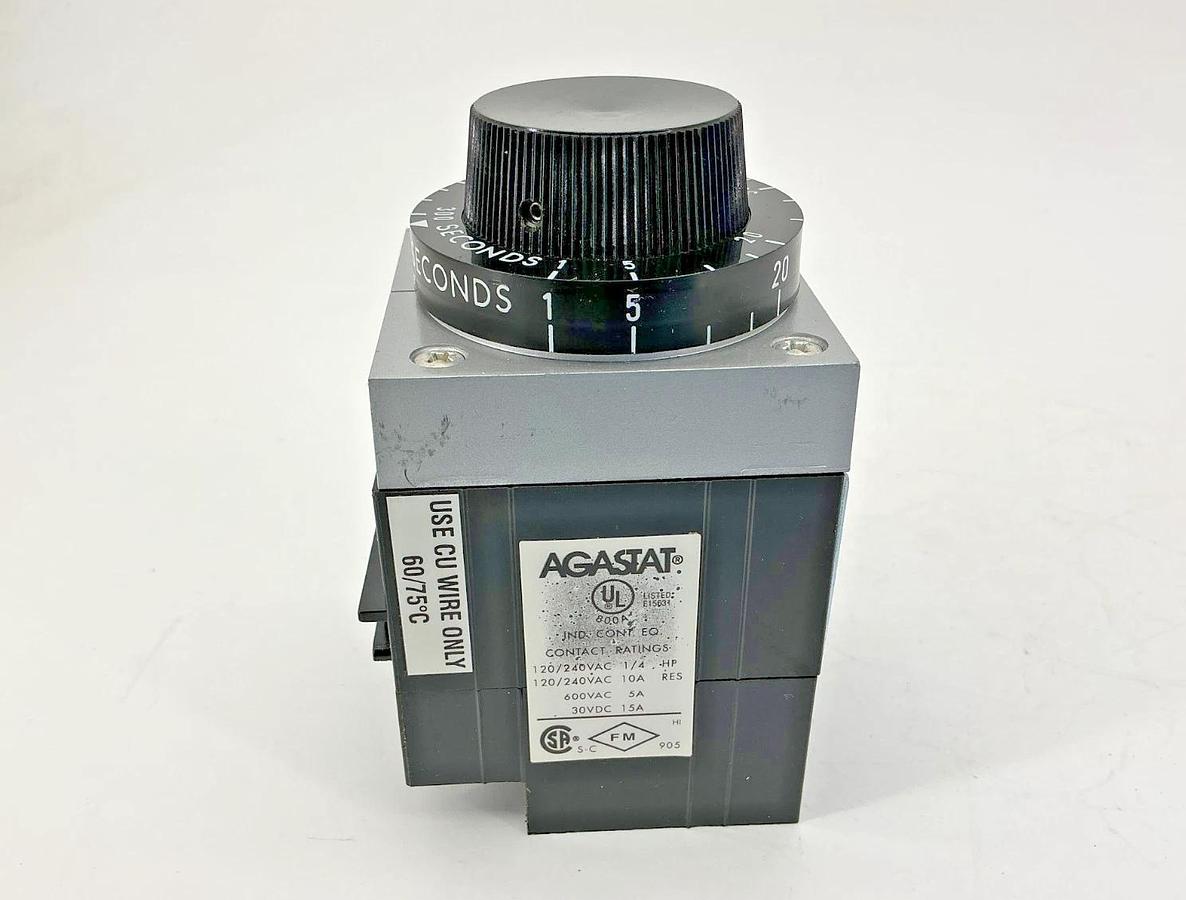 New AGASTAT 7022AK Time Delay Relay 1-300sec 10A 240V Coil 120VAC 60HZ - No Box