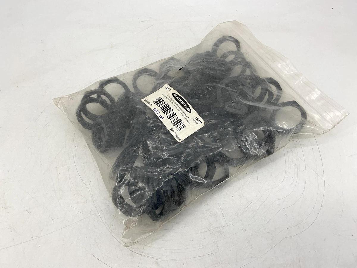 Bag of 61 New Banner Engineering LN30MM-100 Plastic Locknuts Black LN30MM 34350