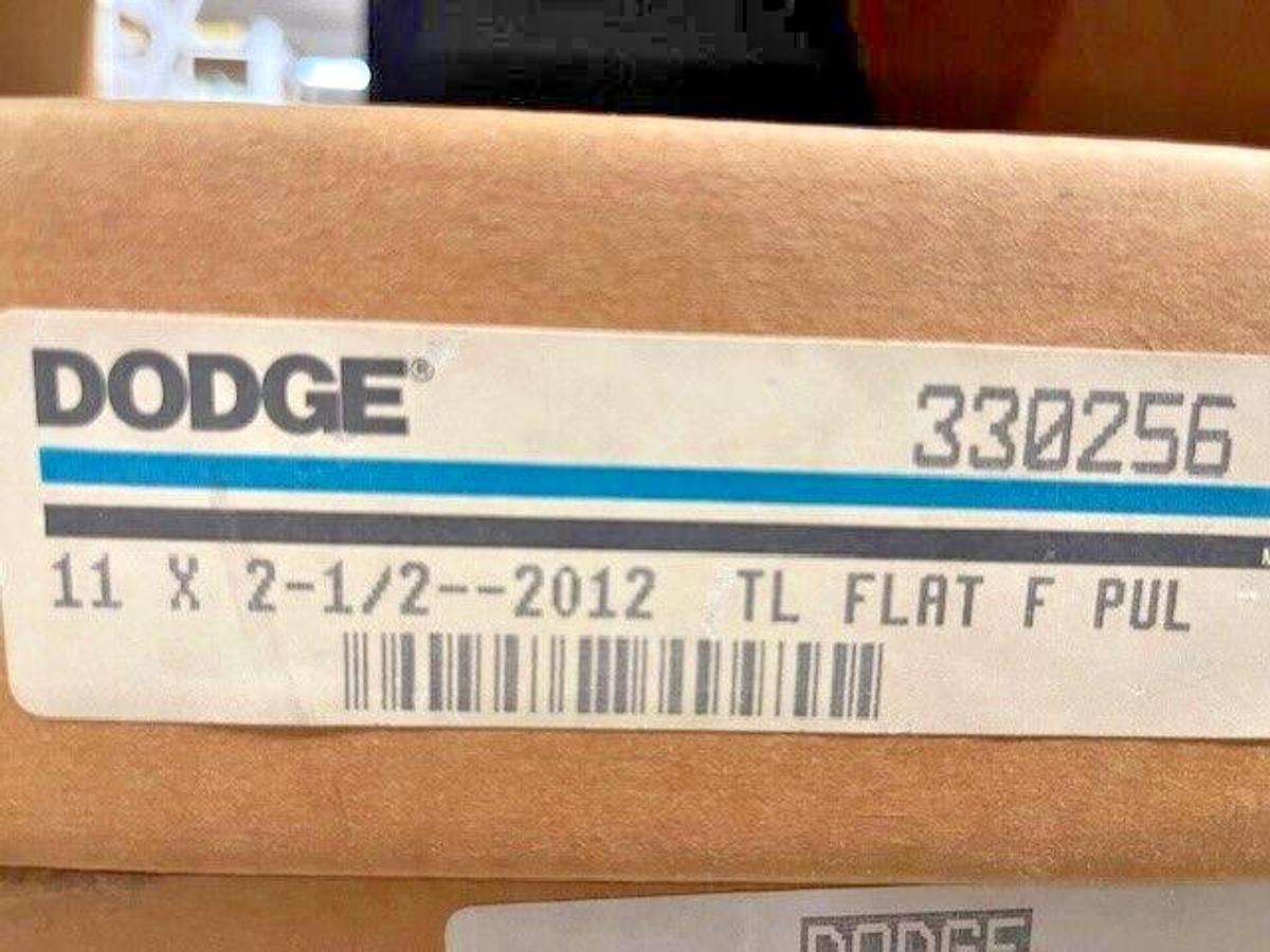 New Dodge 330250 Flat Face Pulley 5 X 2-1/2 TL FLT F PUL 2012