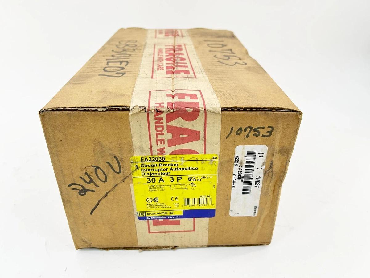 New Square D FA32030 Circuit Breaker 30A 3P 250V 50/60Hz Sealed