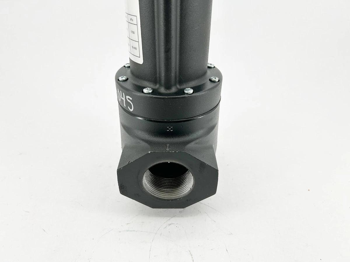 New Fairchild 100412 Pneumatic Regulator Model 100 1-60psig 1-1/2" NPT - No Box