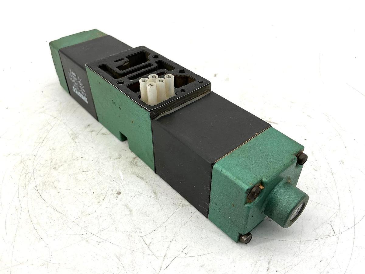 Used Numatics 152SS400K Solenoid Valve 150PSIG-Air 0.11A 110/120V 50/60HZ