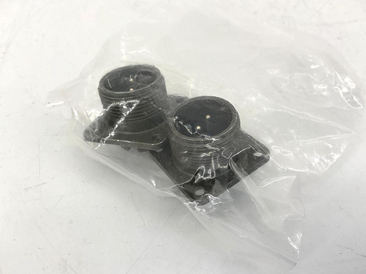 Lot of 2 New Amphenol 97-3102A14S-9PW Connector Receptacle Male 2-Pin