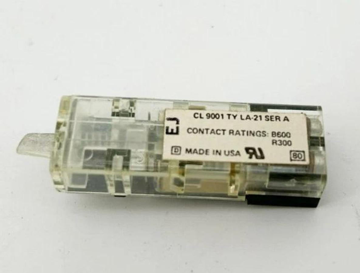 Lot of 2 New Square D 9001-LA-21 Ser. A Contact Blocks, 1 N.O.