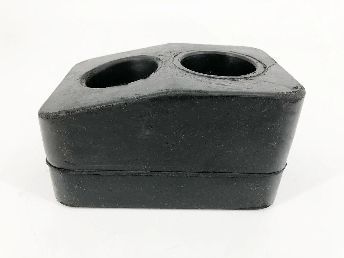 New Allpax 111929 Bumper 4" x 6" x 3-3/8" Durometer 78A - No Box