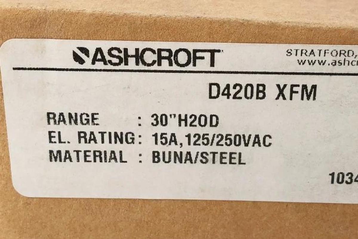 New Ashcroft D420B XFM Pressure Switch 30" H20D 15A 125/250VAC