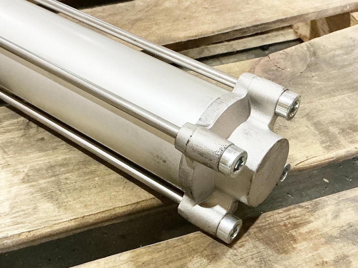 New Norgren SPG/00539B/800 Pneumatic Cylinder 1-16Bar 63mm 800mm 2278383