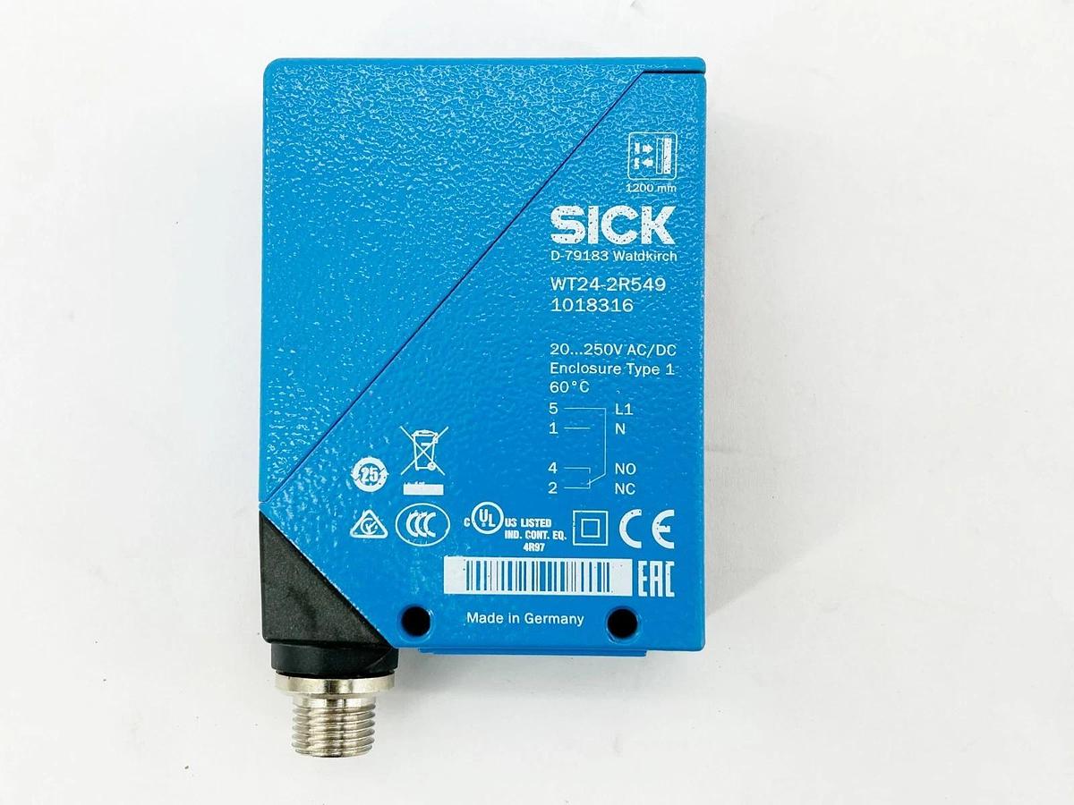 New Sick WT24-2R549 Proximity Photoelectric Sensor 250V 2VA 2.5A IP67 1018316