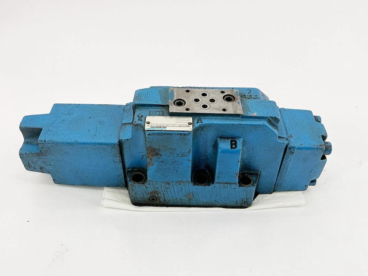 Used Rexroth 4WRZ25W1-325-50/6A24NETZ4/M Pilot Base Valve