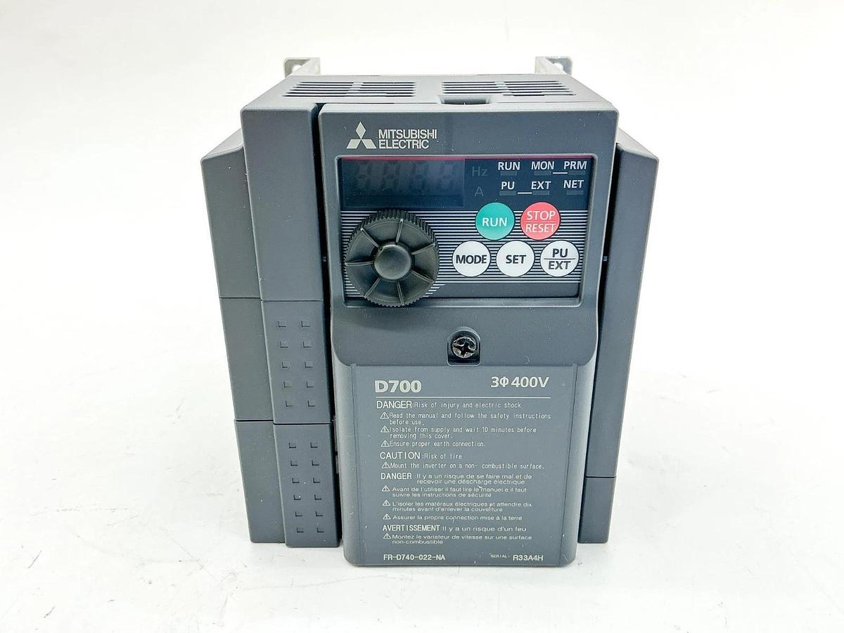 New Mitsubishi Electric FR-D740-022-NA Compact Size Inverter 480V 3PH 1AVF02