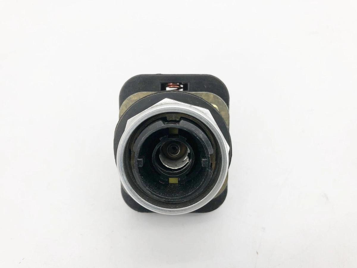 New Allen Bradley 800T-FXNQ24RA1 Ser. T Pushbutton 24V 30mm Core Only - No Box