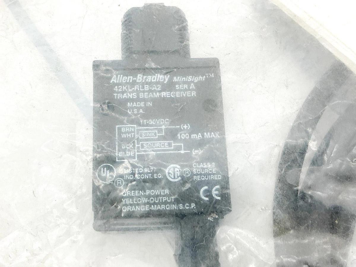 New Allen Bradley 42KL-RLB-A2 MiniSight Transmitted Beam Receiver 30VDC Ser.A