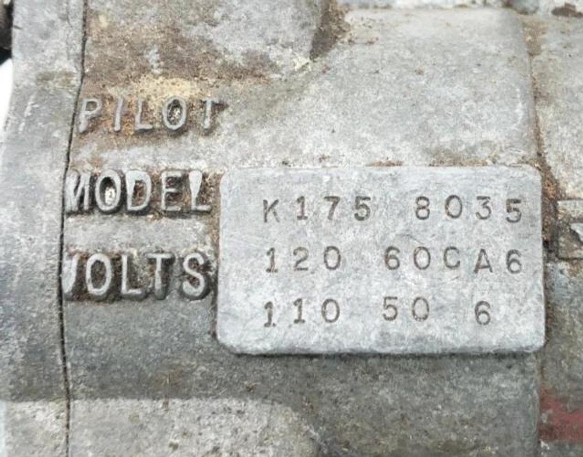 Used Schrader Bellows K175-8035 Pilot Valve 120/110VAC 50/60Hz