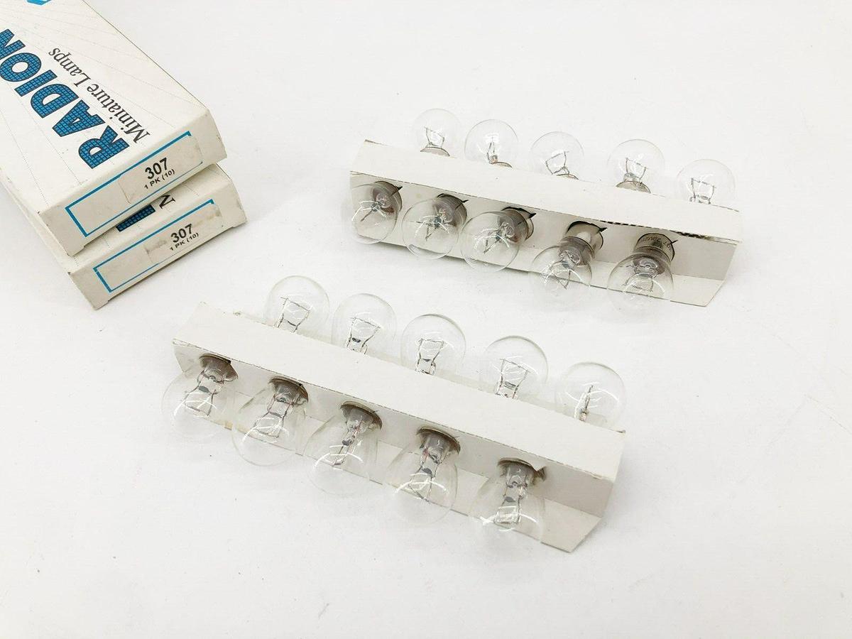 Lot of 20 New SPC Radion 307 Miniature Lamps 28V