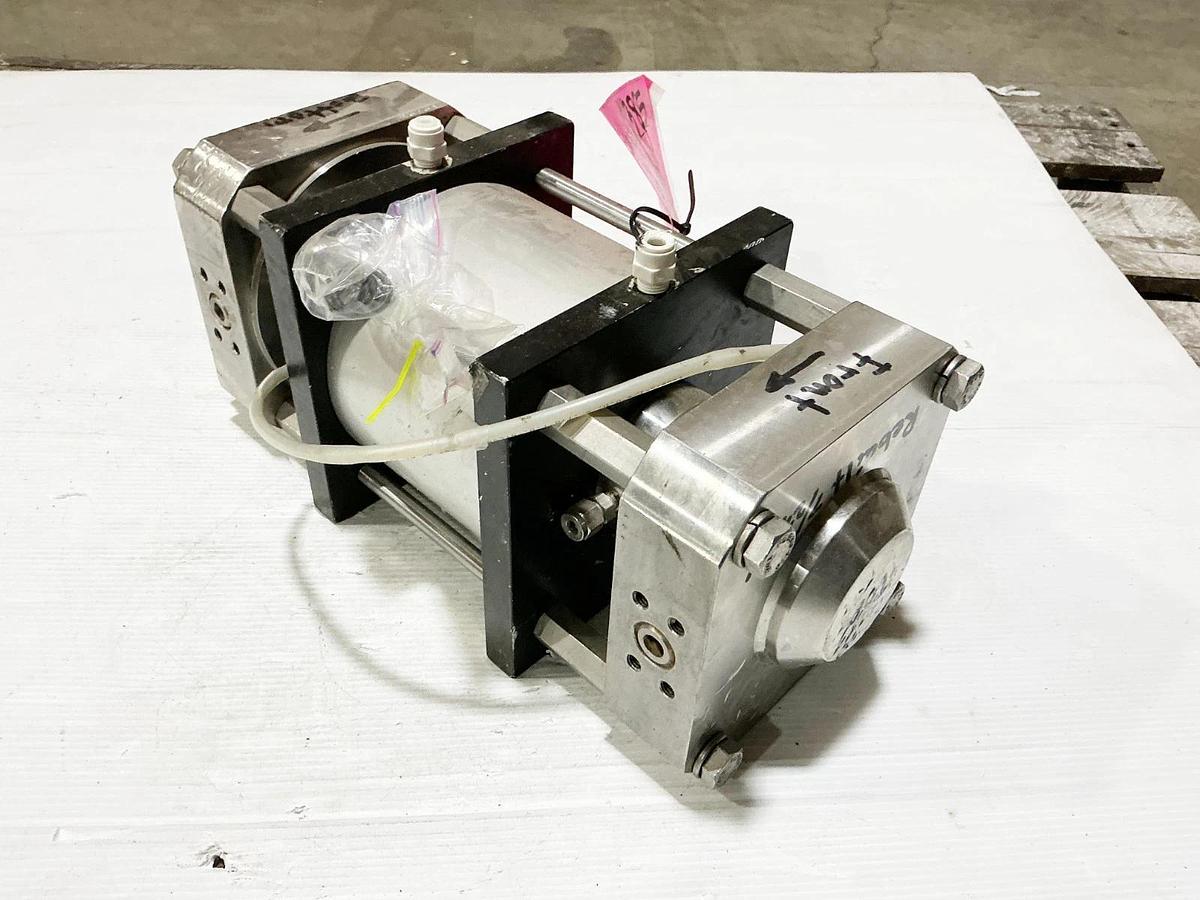 Used Kadant D32209 Intensifier Pump