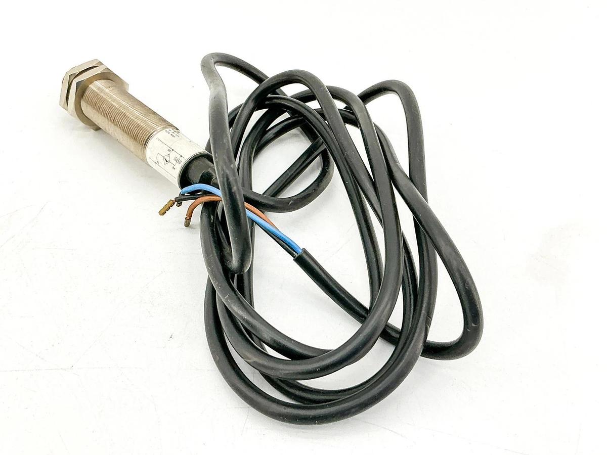 Used Allen Bradley 871C-N8B18 Inductive Proximity Sensor 10-30VDC Ser.A