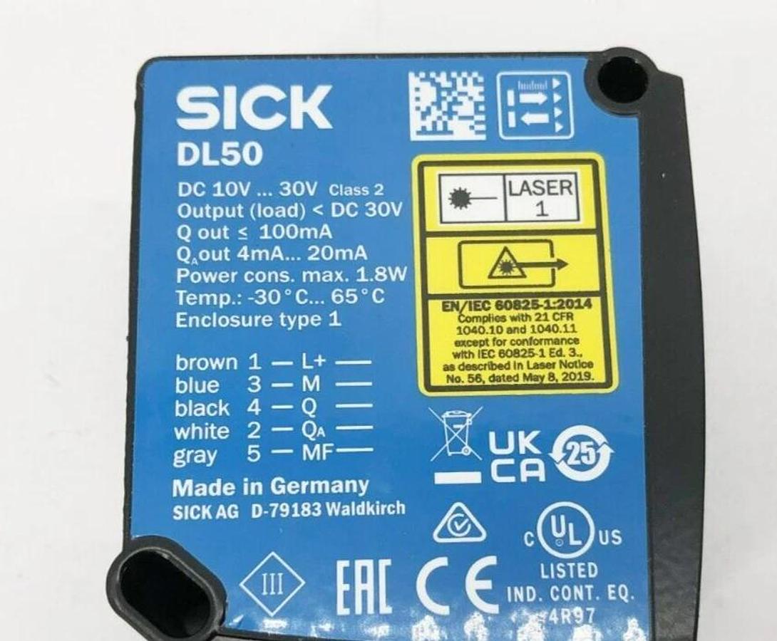 New Sick DL50-P1123 Distance Sensor 200-50000mm Range 10-30VDC