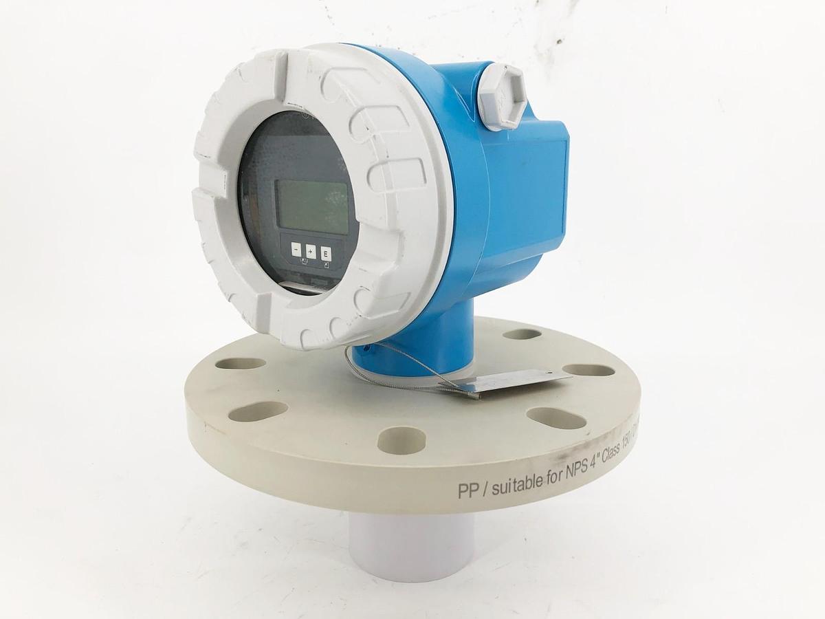 New Endress+Hauser FMU42-ATB2Y92A Ultrasonic Level Transmitter Prosonic M No Box