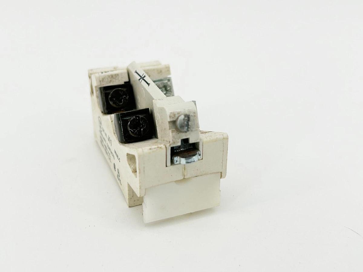 Used Cutler Hammer J11 Auxiliary Contact NMA A600 AC R300 DC 9084A17G01