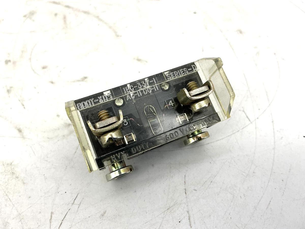 Lot of 2 New Allen Bradley 800T-XD5 Ser D Mini Contact Block 1-NO 600VAC