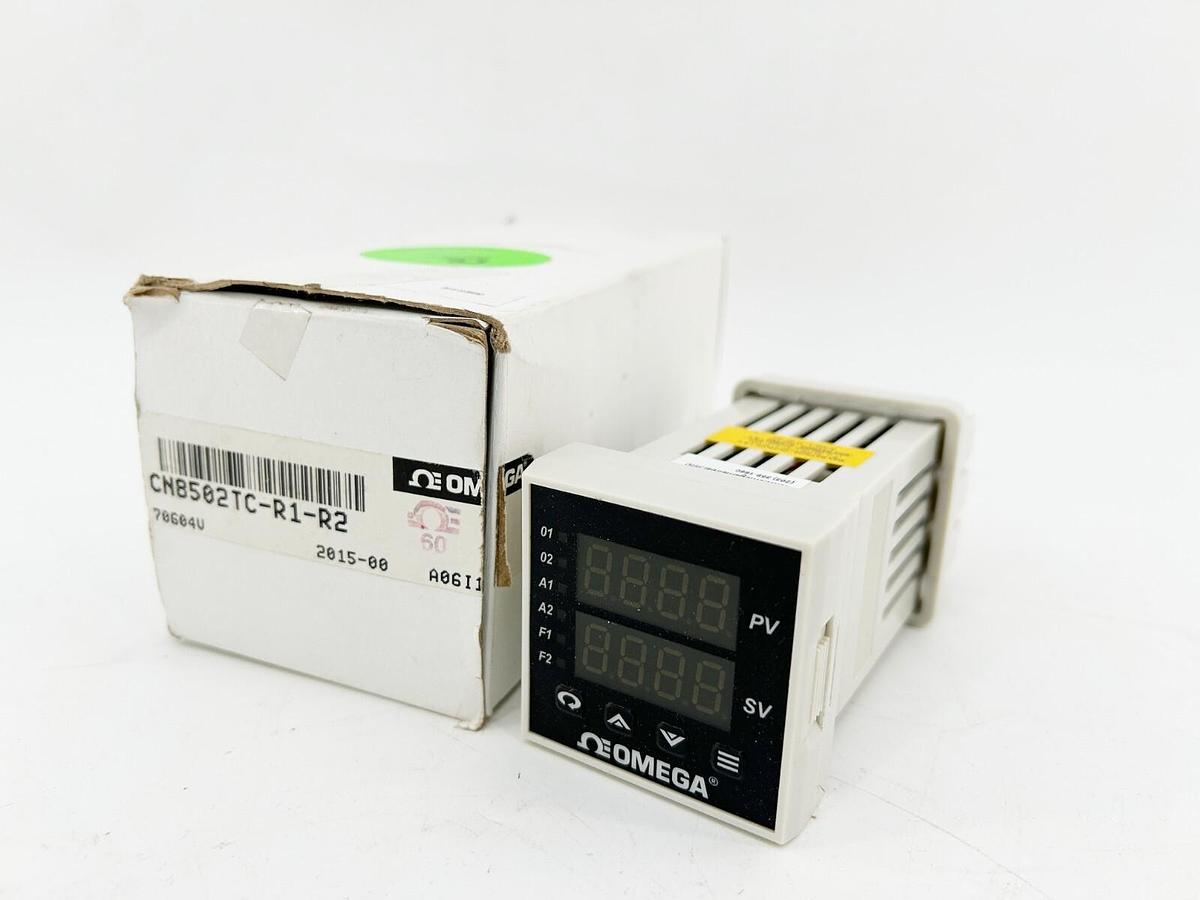 New Omega CN8502TC-R1-R2 Temperature Process Controller Relay CN8500