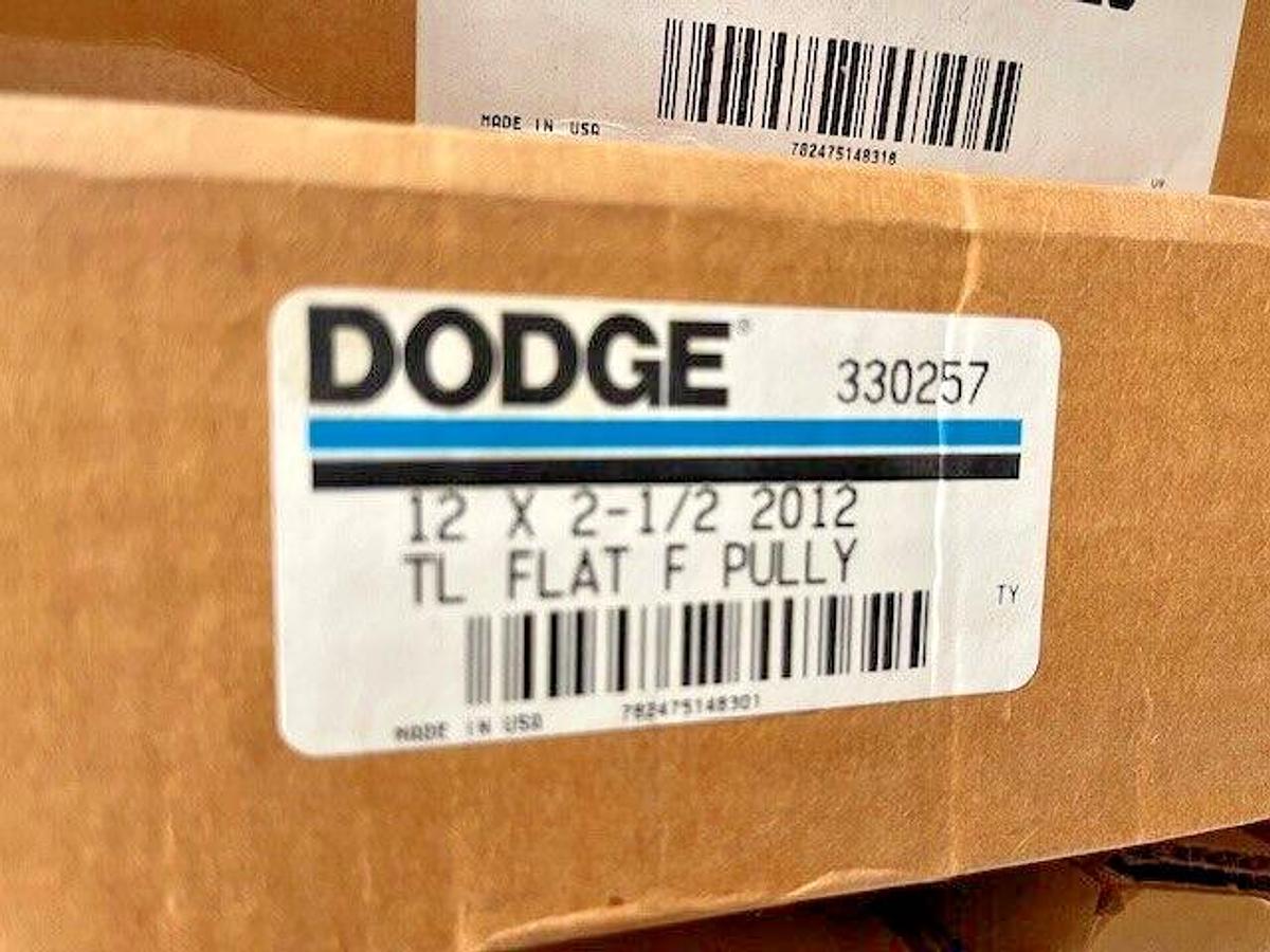 New Dodge 330250 Flat Face Pulley 5 X 2-1/2 TL FLT F PUL 2012