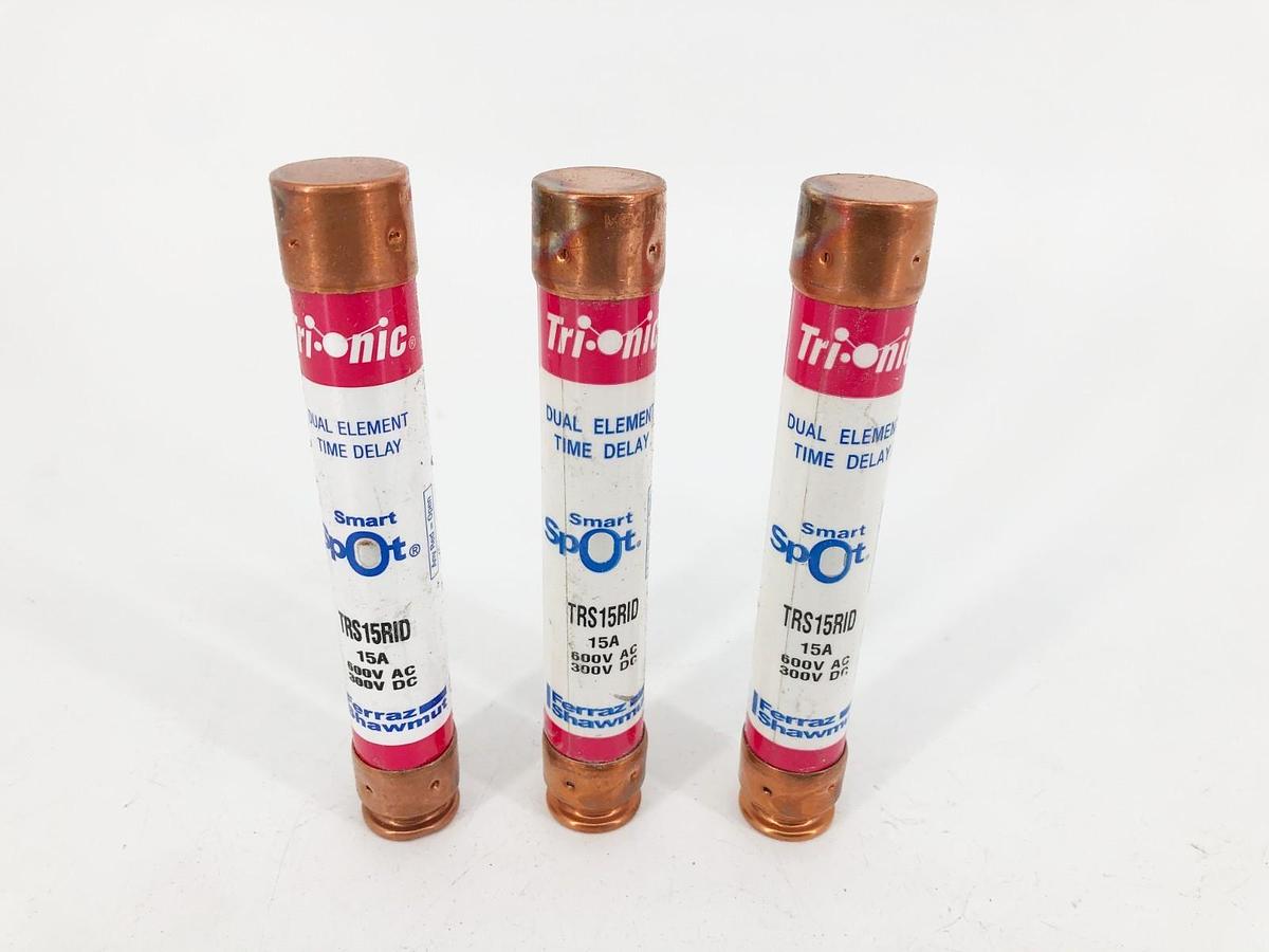 Lot of 3 New Ferraz Shawmut TRS15RID Time Delay Fuses 15A 600VAC 300VDC