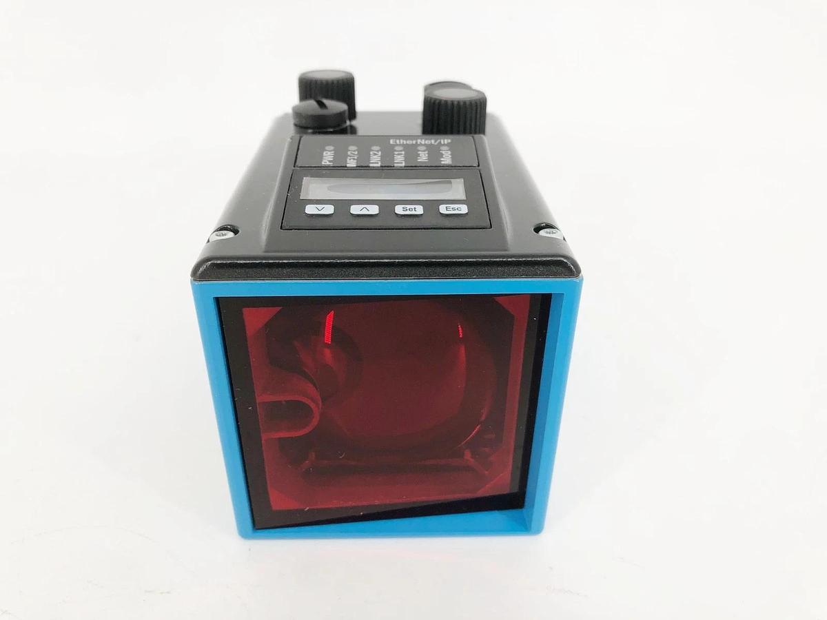 New SICK DL100-21AA2110 Distance Sensor 18-30VDC 100mA 1066427 - No Box