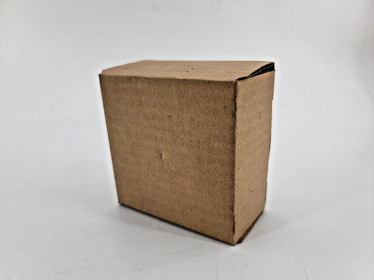 Used New Sealed Eaton Cutler Hammer C320MH3WH0 Mech Held Lighting Kit for C30