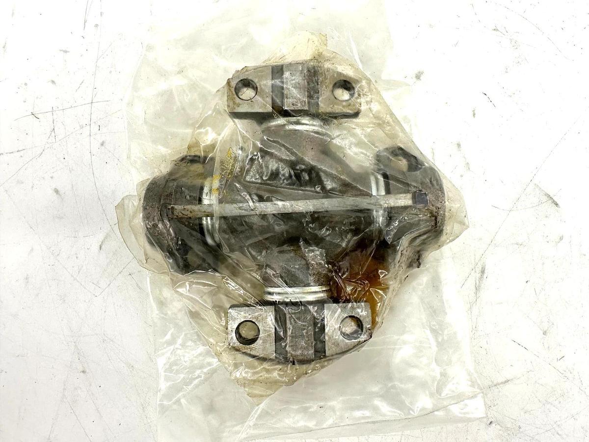 New Hyster 0200167A SPIDER & BRG Forklift U-Joint Kit 200167 A