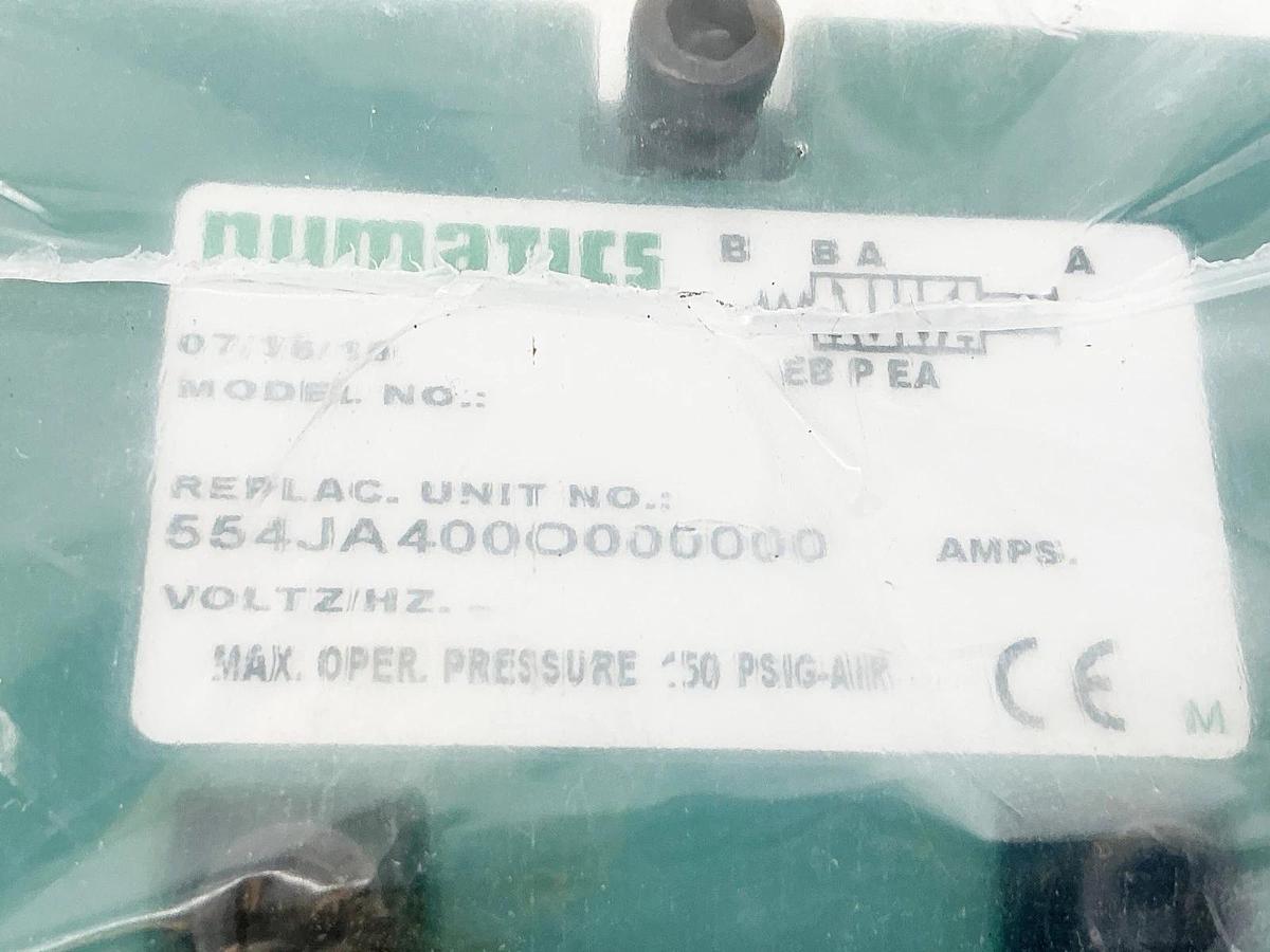 New Numatics 554JA400O000000 Pneumatic Solenoid Valve