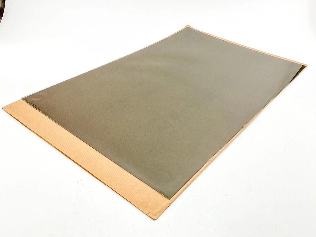 New Oerlikon Balzers Optics 456-12-0051 Linear Polarizer Sheet 23.5" L 14-1/4"W
