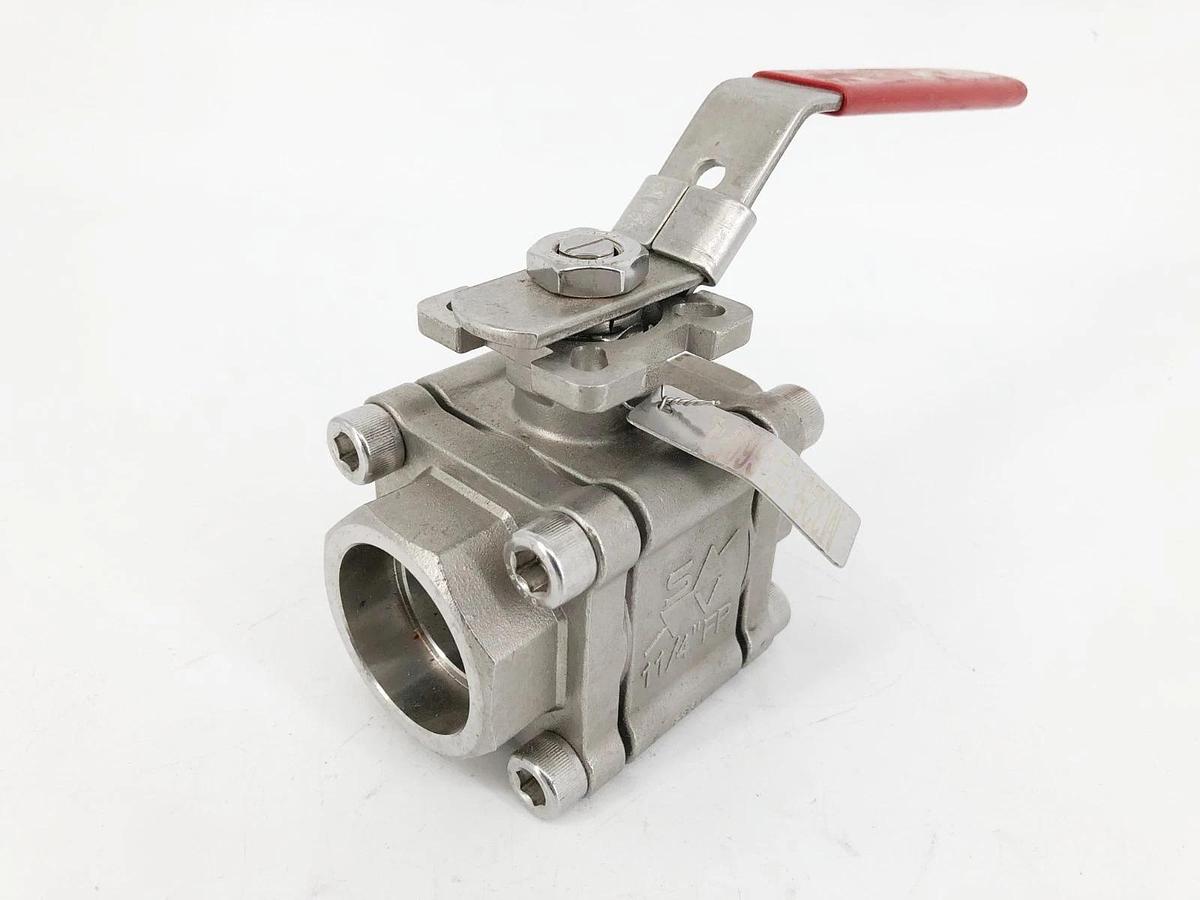 New Sesto Valves M32S-1Q-S60F-L Ball Valve 1-1/4" CF8M 2000WOG - No Box