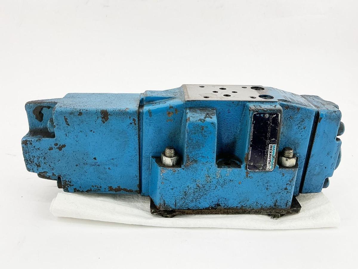Used Rexroth 4WRZ16W150-60/6AG24NTZ4/M Hydraulic Valve