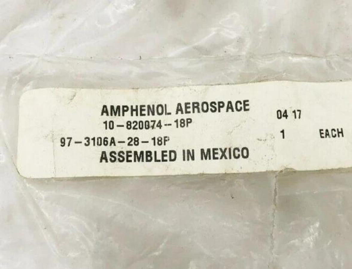 New Amphenol 97-3106A-28-18P Circular MIL Spec Connector 12 Position