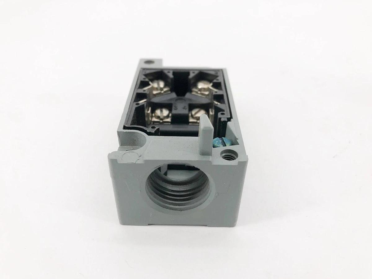 Lot of 2 New Cutler-Hammer E50RA Limit Swich Receptacles 5 Terminals - No Box