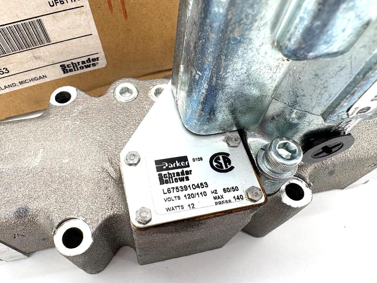 New Parker L6753910453 Pneumatic Solenoid Valve 110/120V Coil 12W 140PSI Max