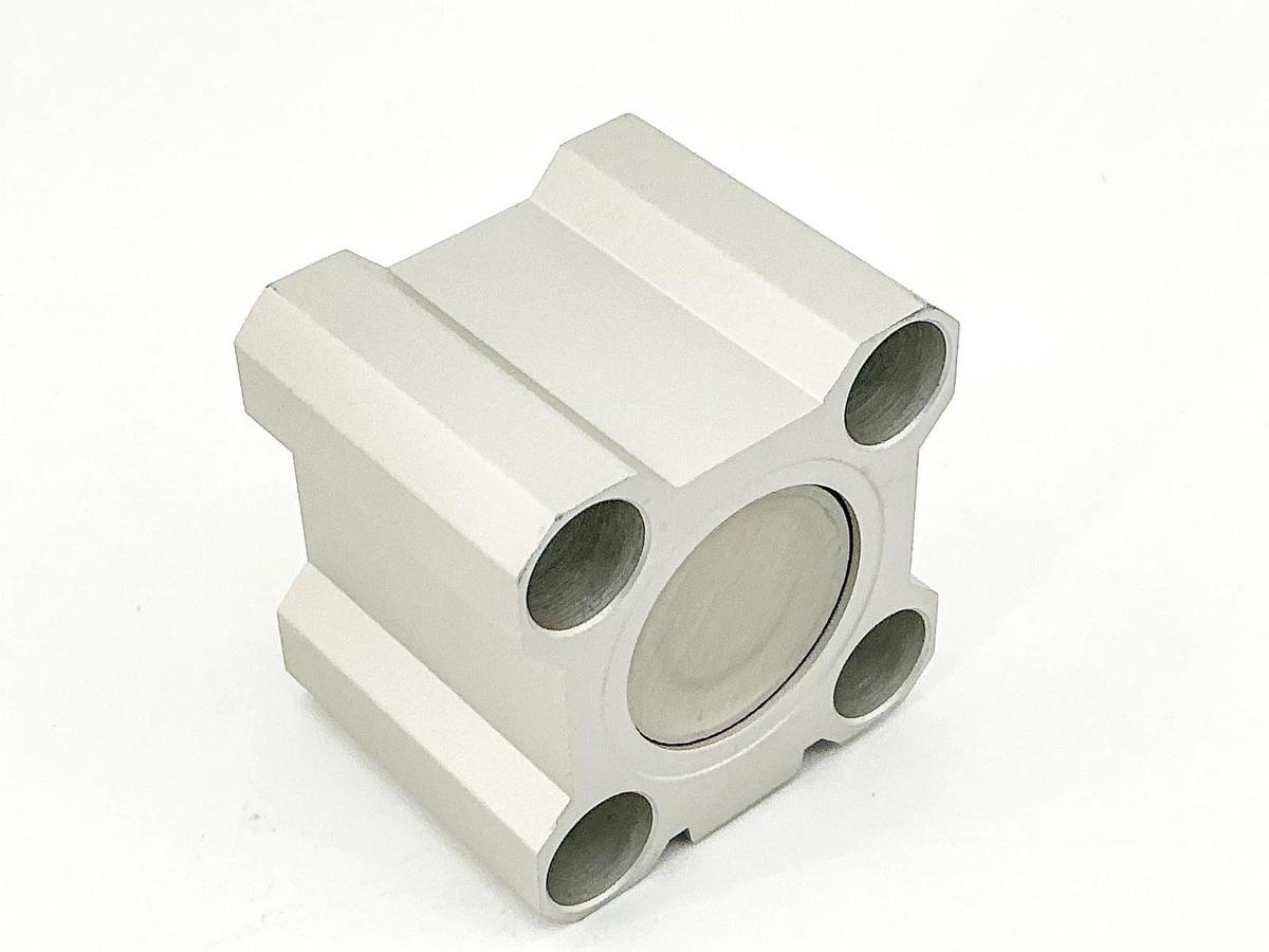 New SMC CQ2B20-10D Pneumatic Cylinder 1.0MPa