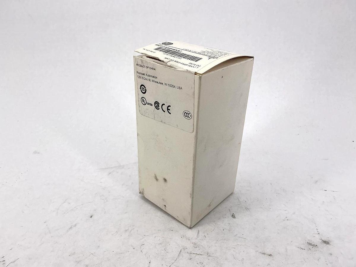 New Allen Bradley 800T-FXMP16XA7 Ser T 30mm Push-Pull 3P No Cap Lens