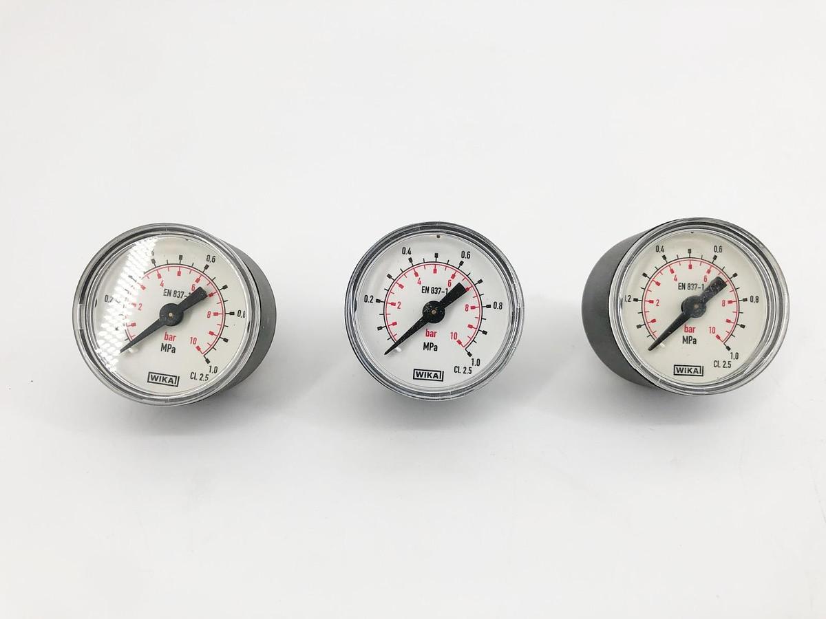 Lot of 3 New Wika 111.12.040 Gauges 10bar 90043-0043 Cl. 2.5 - No Box