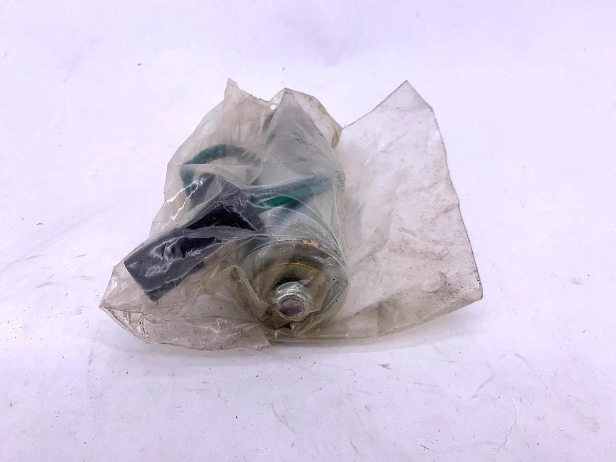 New Genuine CAT 149-2610 Valve GP-SOL Solenoid Valve
