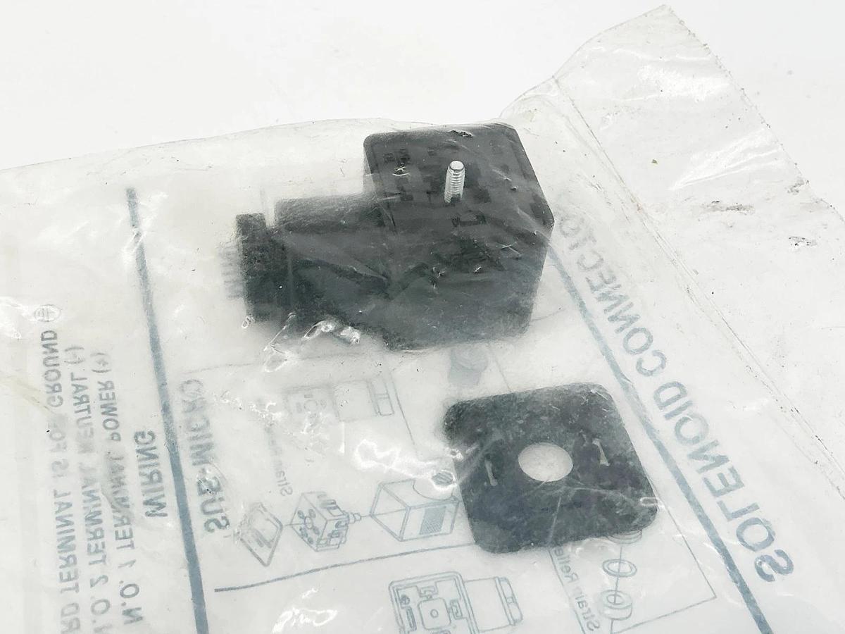 New Lot of 2 Canfield 343978-001 Sub-Micro Solenoid Connector