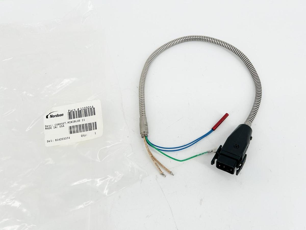 New Nordson 1103014 Mini Blue II Cordset 5-Pin Connector - Missing Shroud