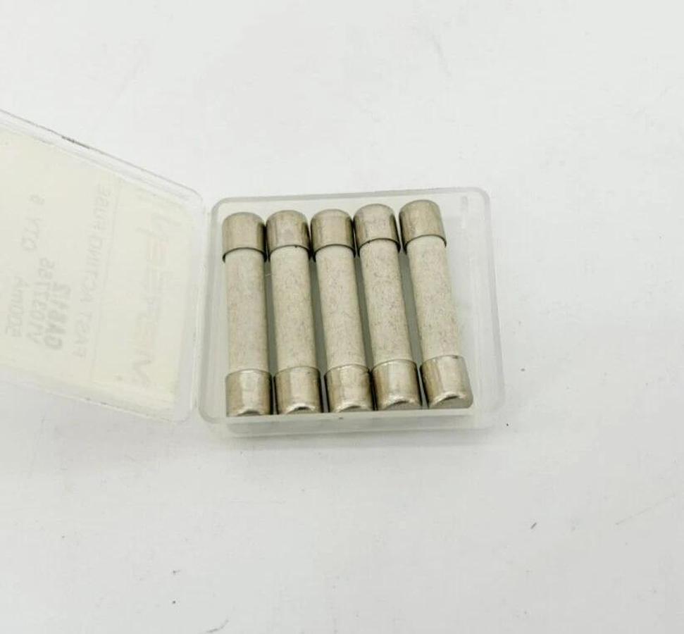 Lot of 25 New Mersen GAB1/2 Fast-Acting Fuses, 250VAC, 0.5A