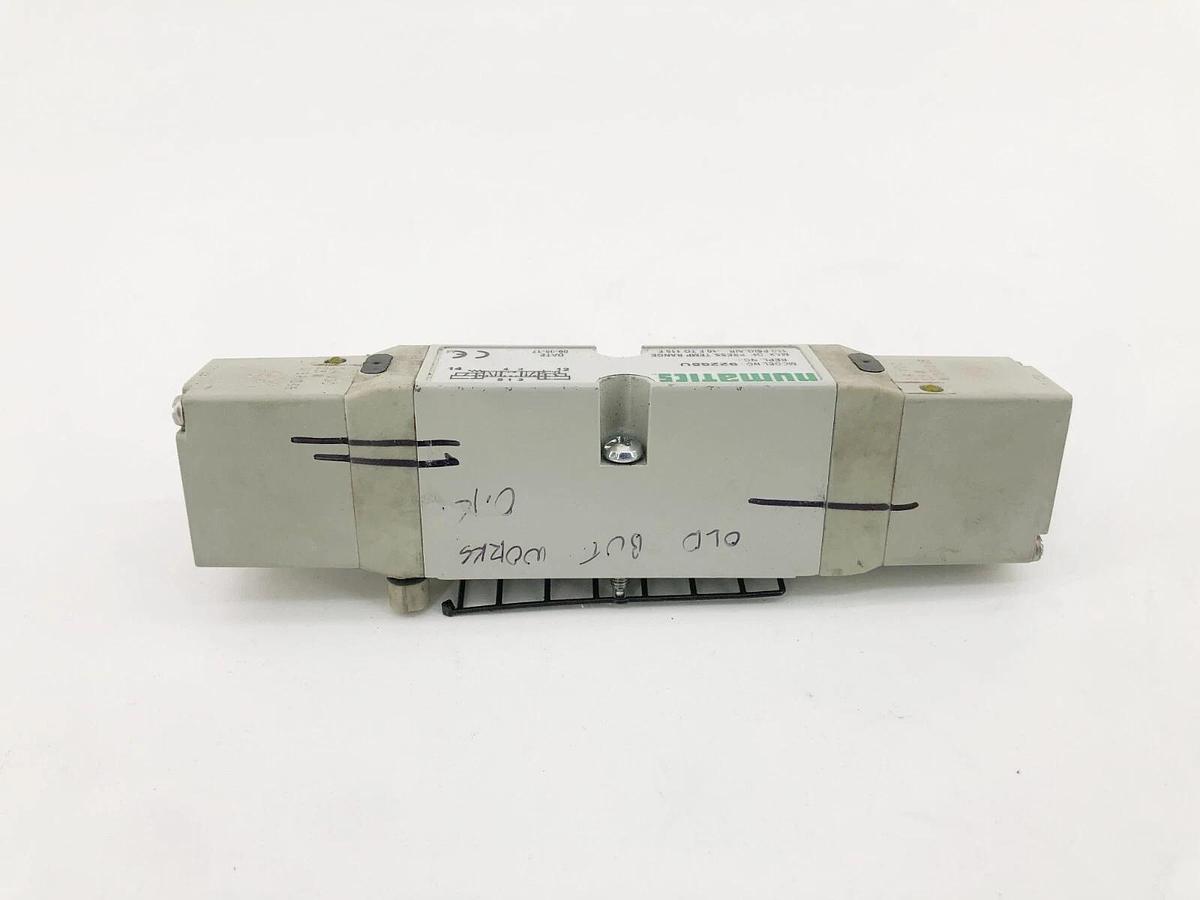 Used Numatics 92268U Solenoid Valve 24VDC 2.5W