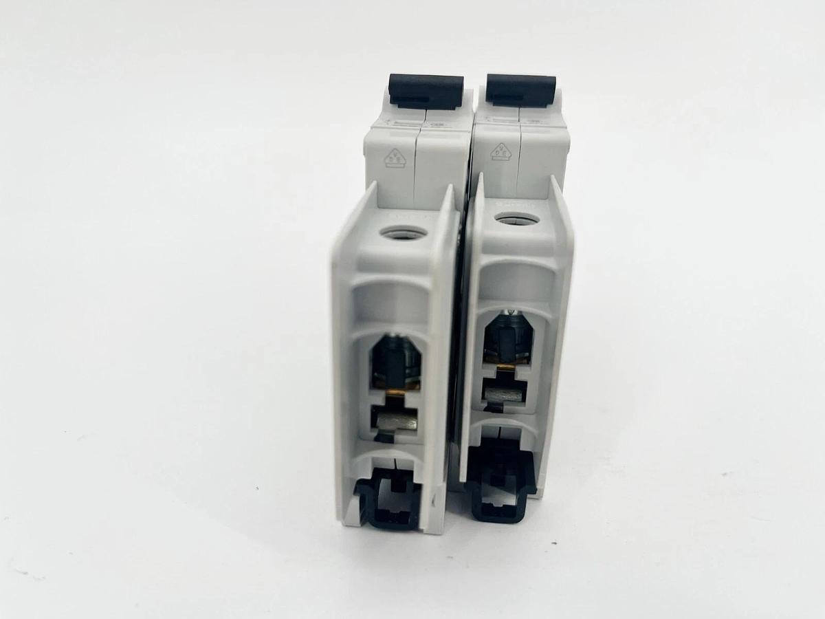 Used Lot of 2 ABB SU201M-K20 Miniature Circuit Breakers 20A 1P 240V 2CDS271337R0487