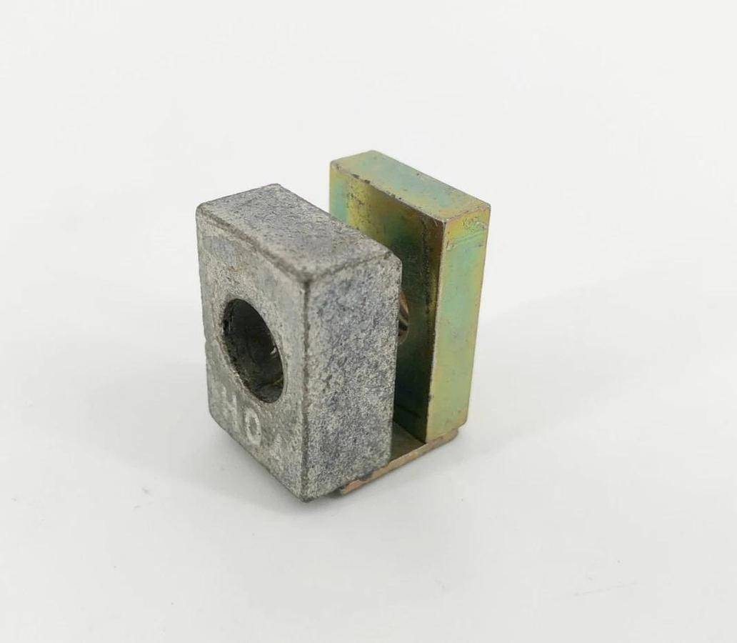 Used Lot of 6 H04 Circuit Breaker Lugs