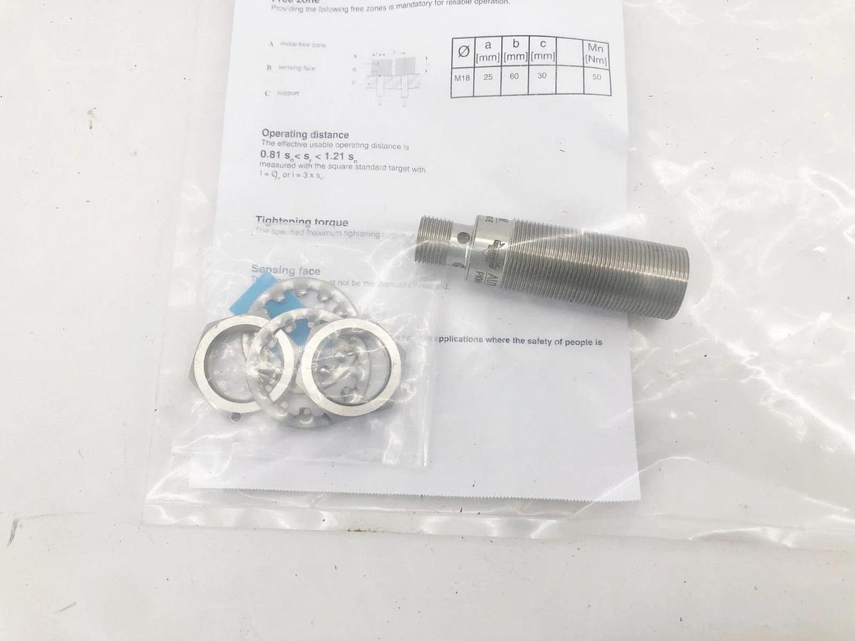 New Automation Direct PKW-AP-5H Metal Sensing Proximity Switch 320-414-228
